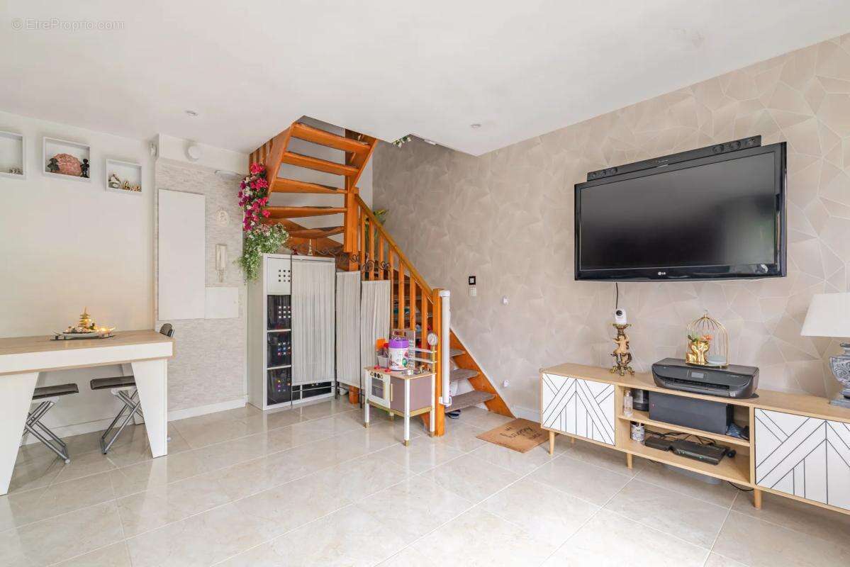 Appartement à ROMAINVILLE