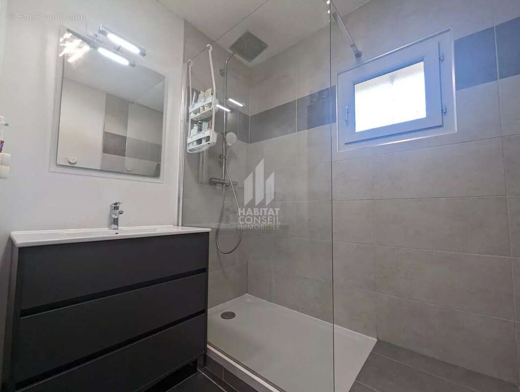 Appartement à TENCIN