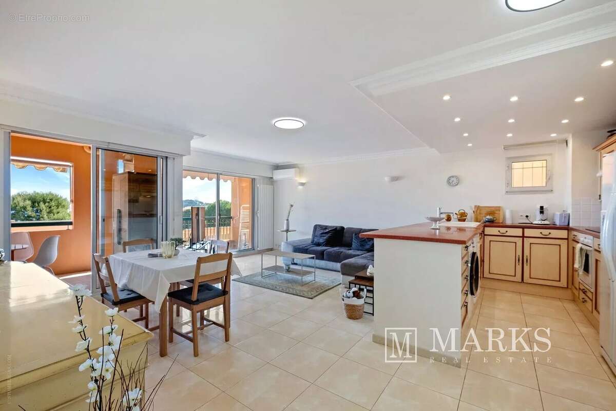 Appartement avec 2 chambres, terrasse et vue mer. - photo 8