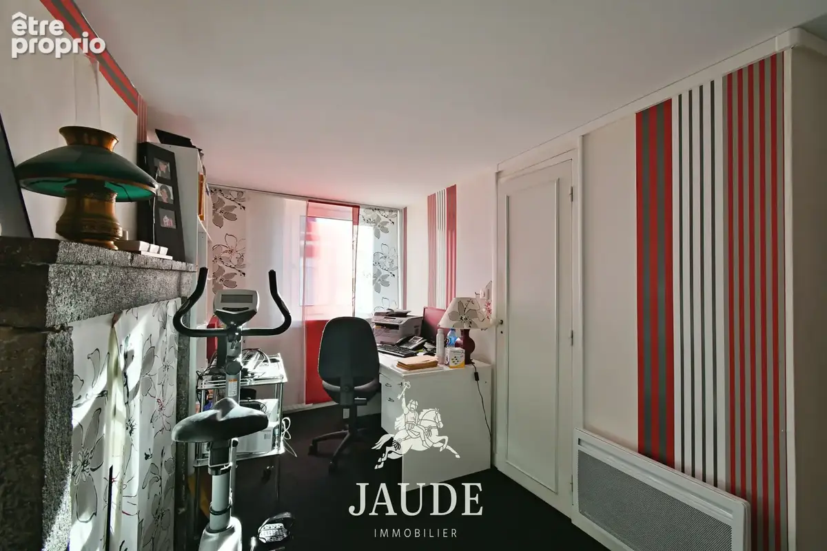 Appartement de caractère de 207 m2 en dernier étage avec vues dégagées   Plateau Central, Clermont-Ferrand - photo 11