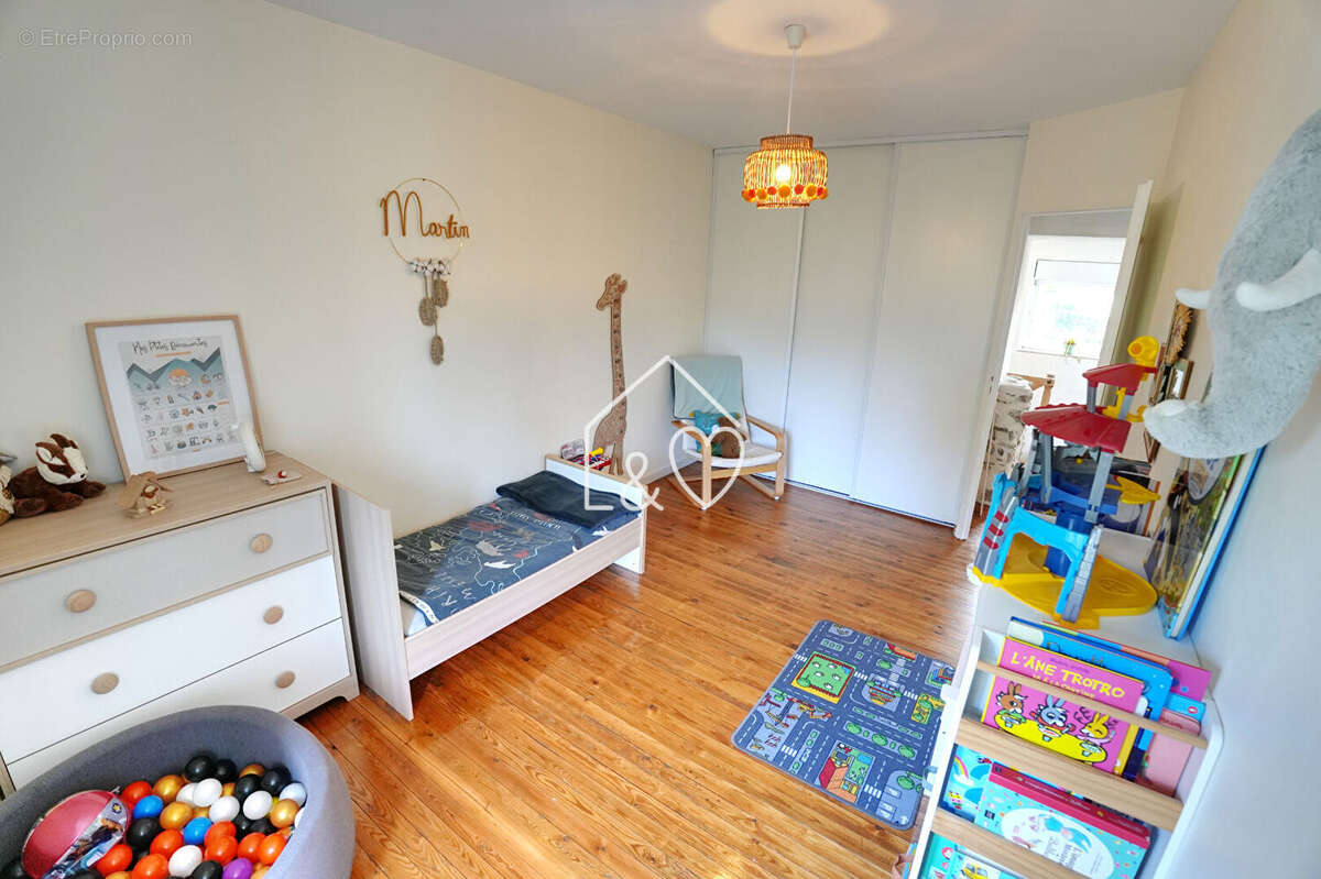 Maison à SAINT-MARTIN-DES-NOYERS