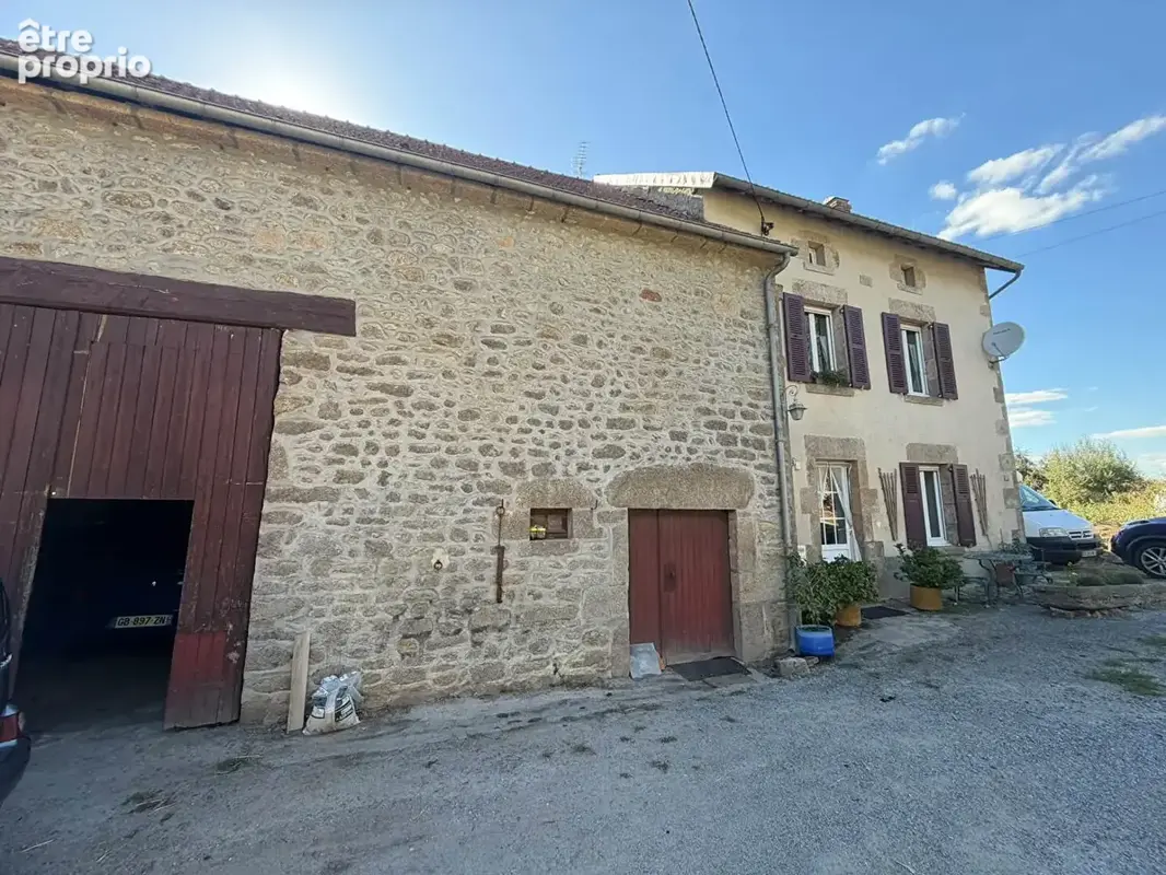 Maison HAUTE-VIENNE - Magnifique corps de ferme en pierre entièrement rénové avec grange et jardin de 3 612 m²essines Sur Gartem - photo 2