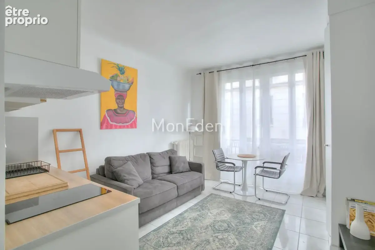 EXCLUSIVITE Charmant studio au coeur de la Butte Montmartre! - photo 2