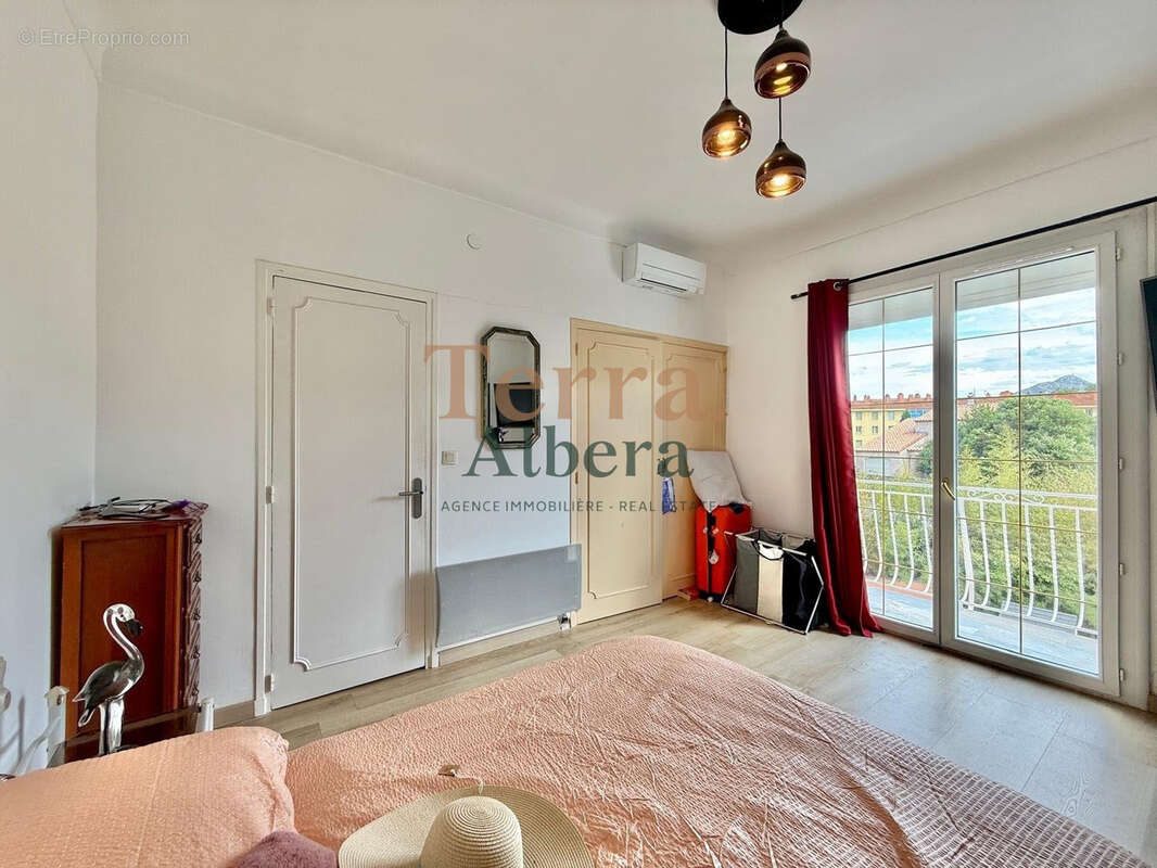 Villa proche du centre - photo 11