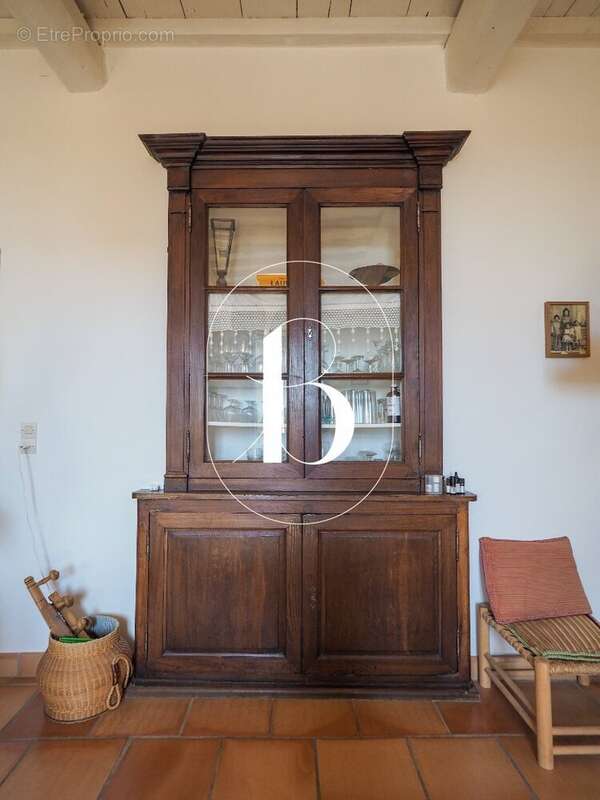 Maison à LAUDUN-L'ARDOISE