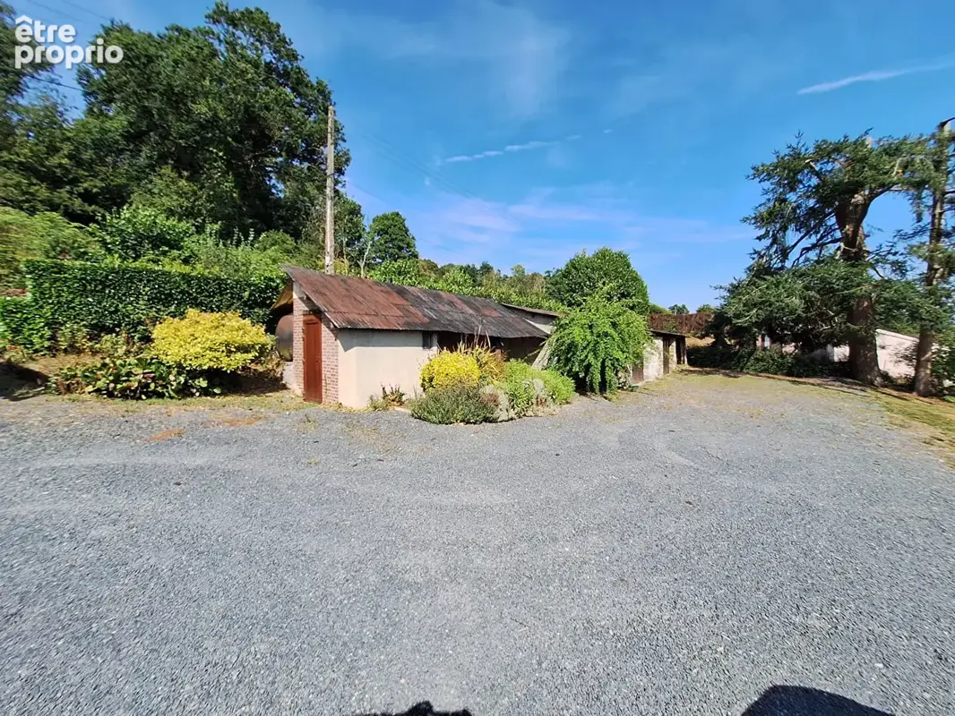 A vendre - Maison en pierre avec jardin bordé par la Vire - Saint-Lô - photo 9