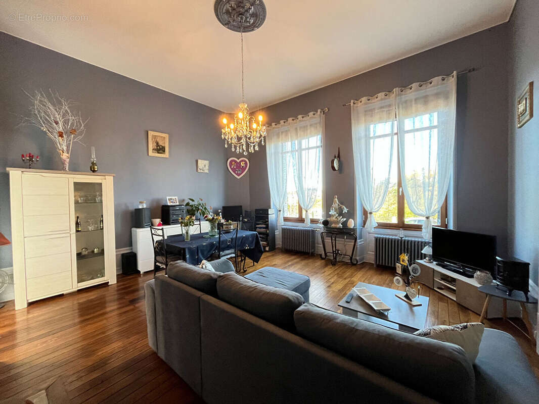 Appartement à DECIZE