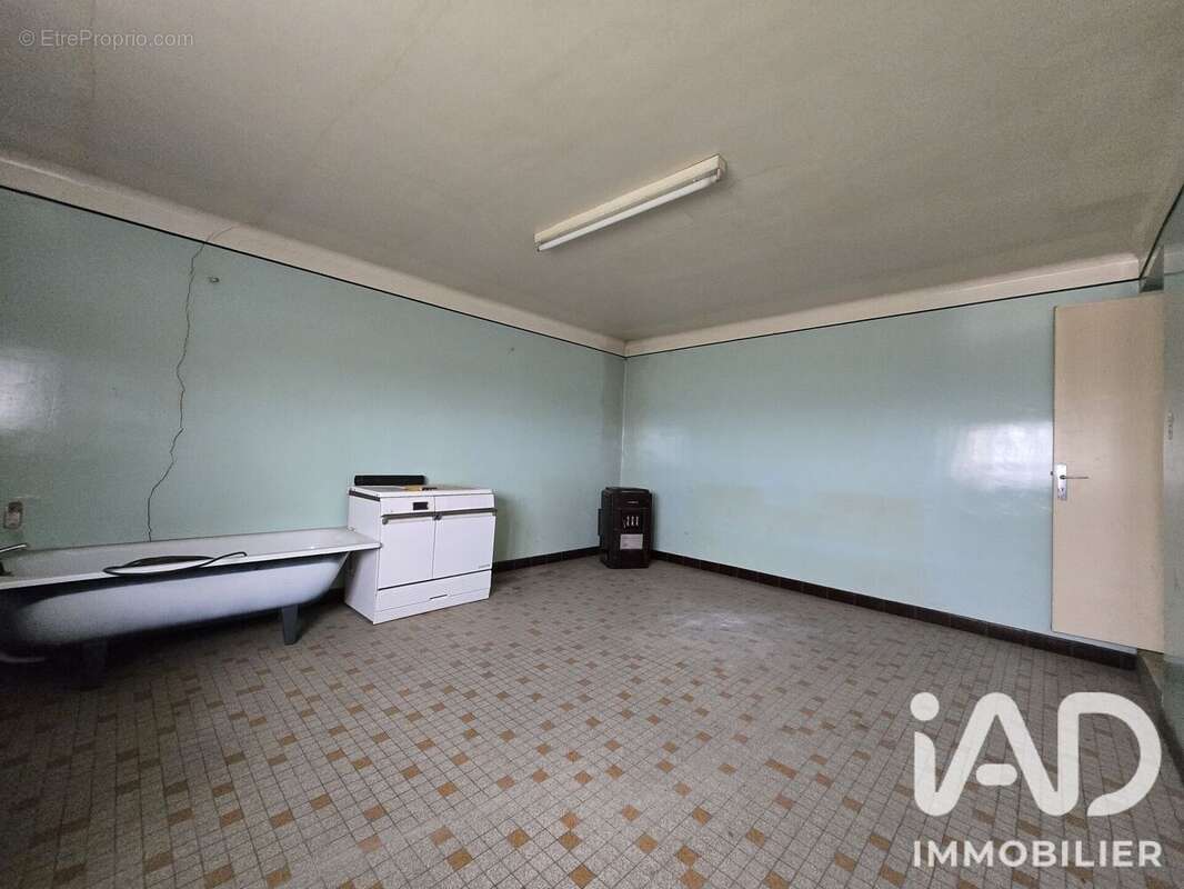 Maison 230 m² à Amance  - photo 8