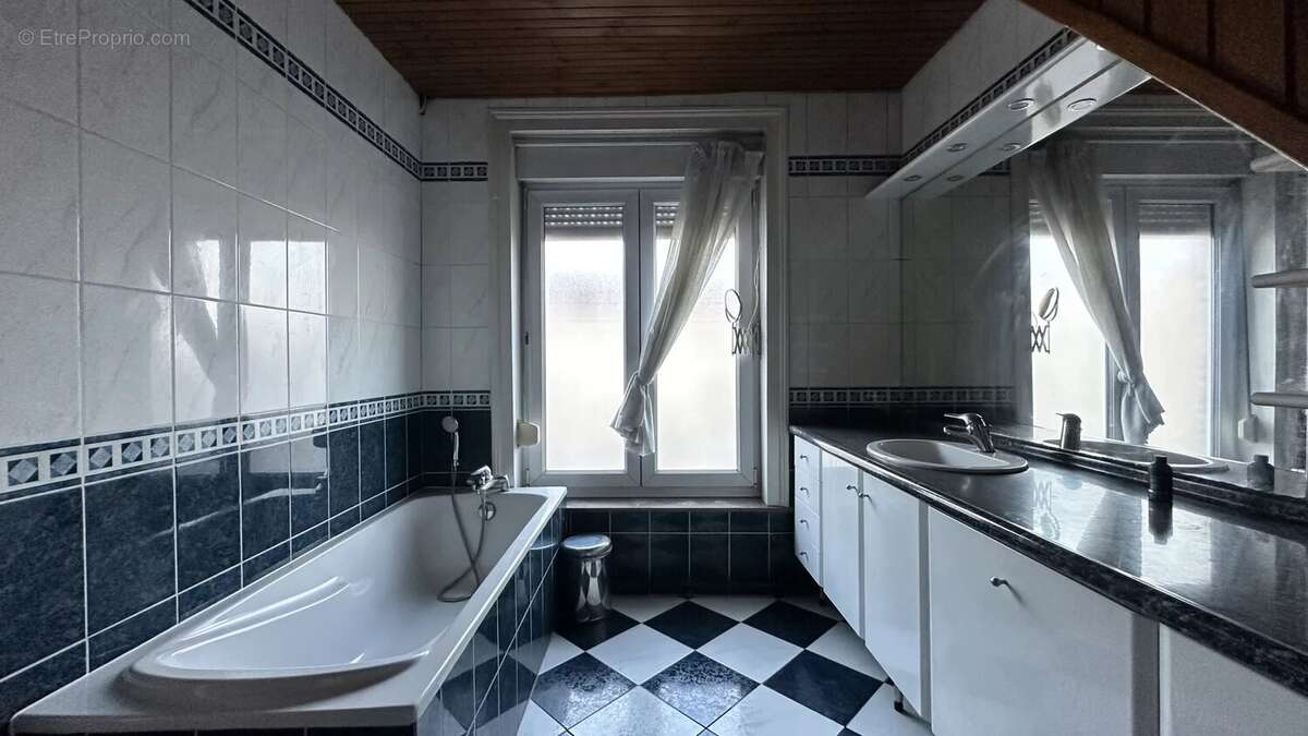 Maison à PONT-A-MARCQ