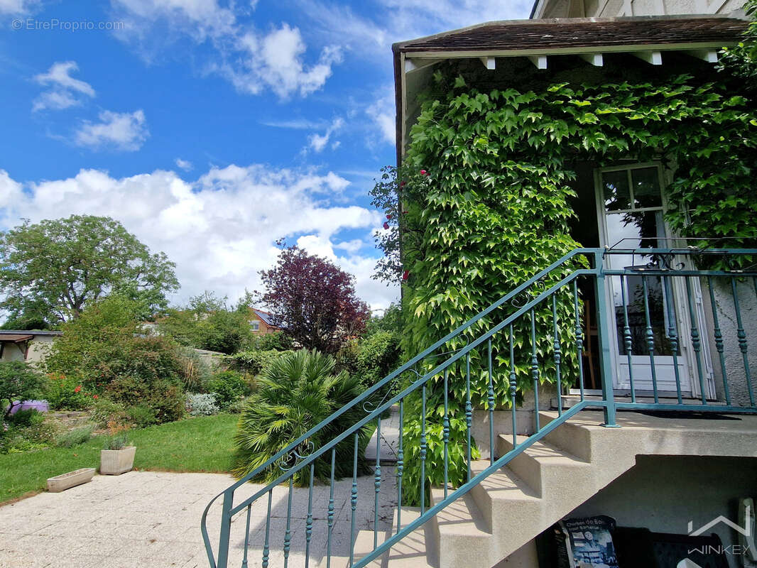 Maison à BOIS-D'ARCY