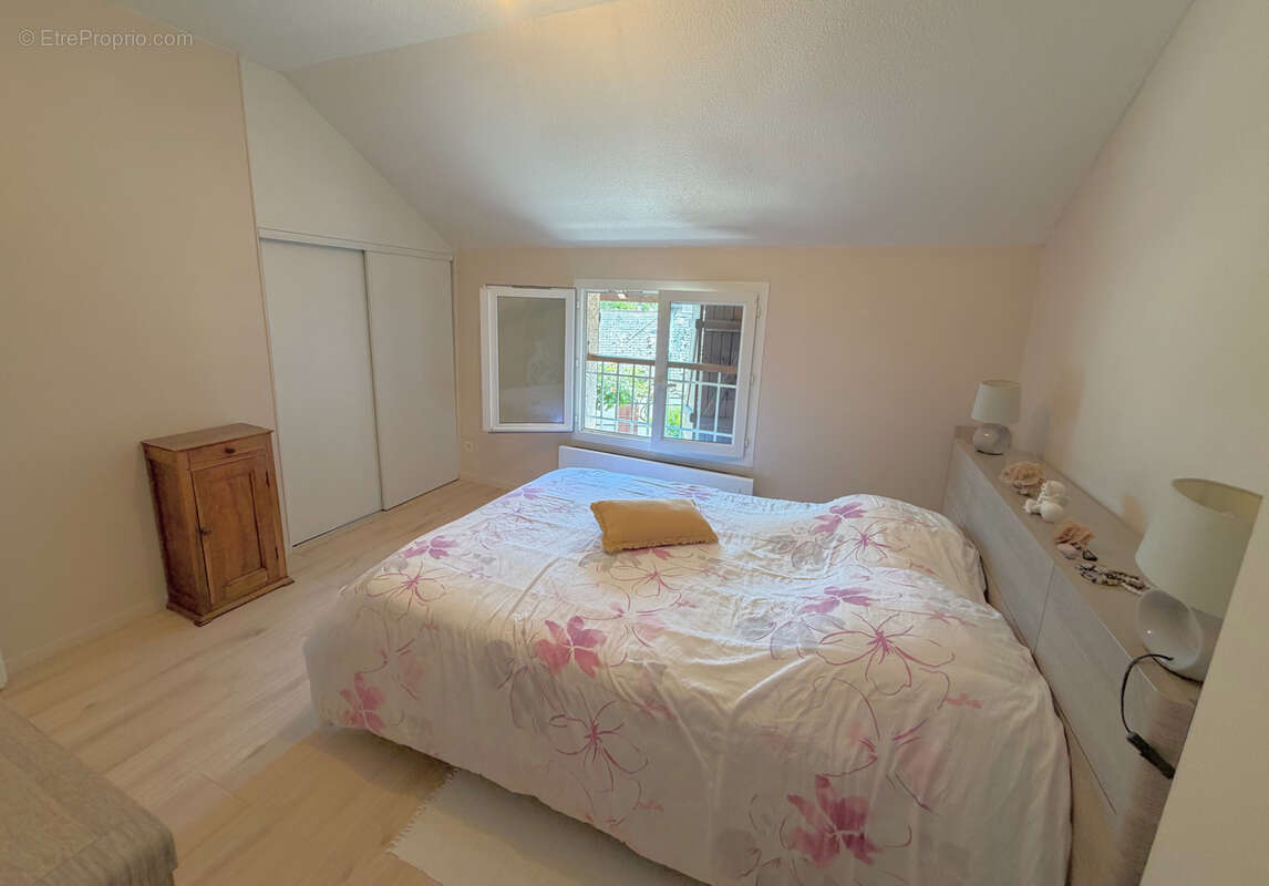 Exclusivité : Rénovation de qualité maison 3 chambres à Epierre - photo 5