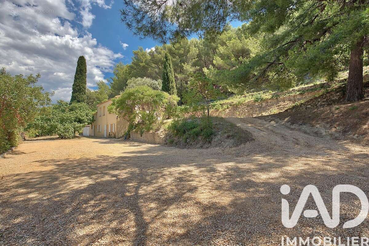 Photo 2 - Maison à CEYRESTE