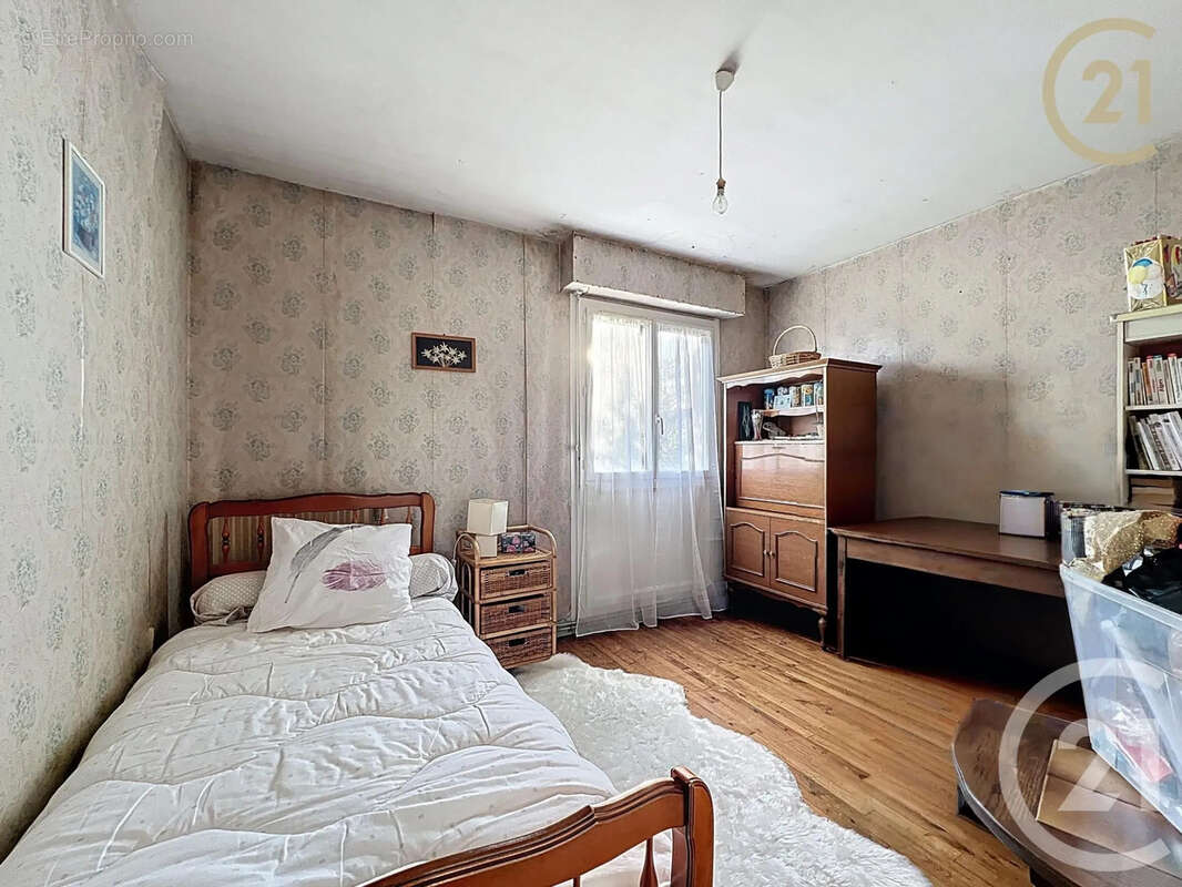 Maison à LES PONTS-DE-CE