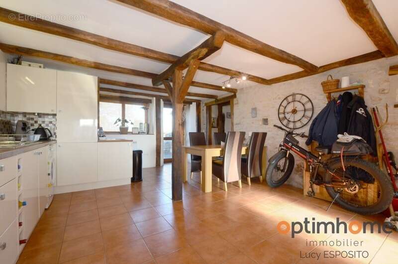 Maison à MAUPREVOIR