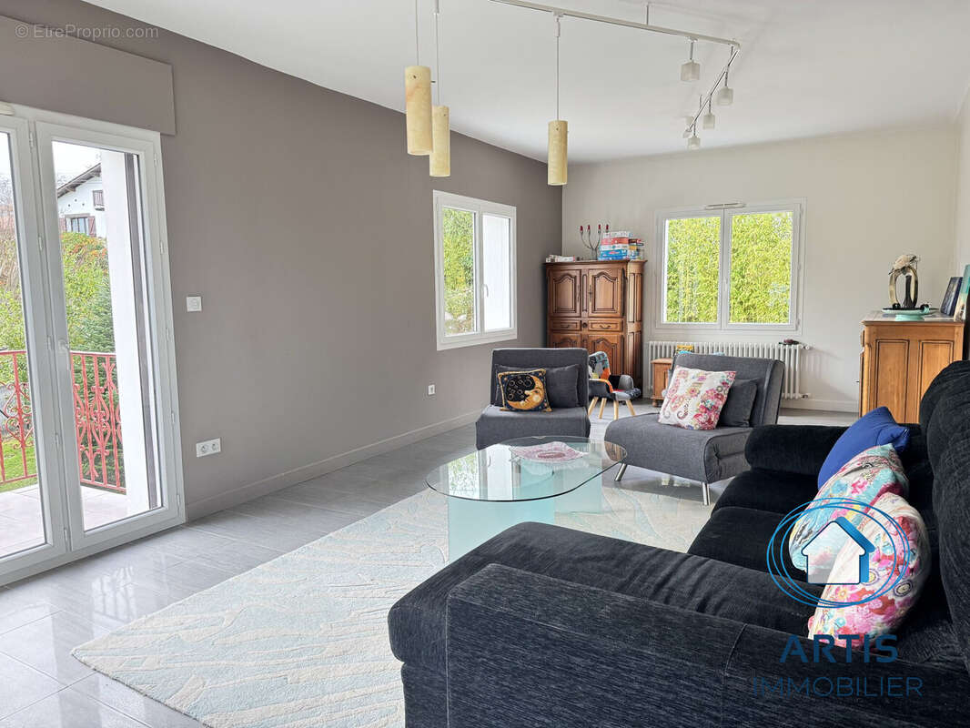 Maison à SAINT-PEE-SUR-NIVELLE