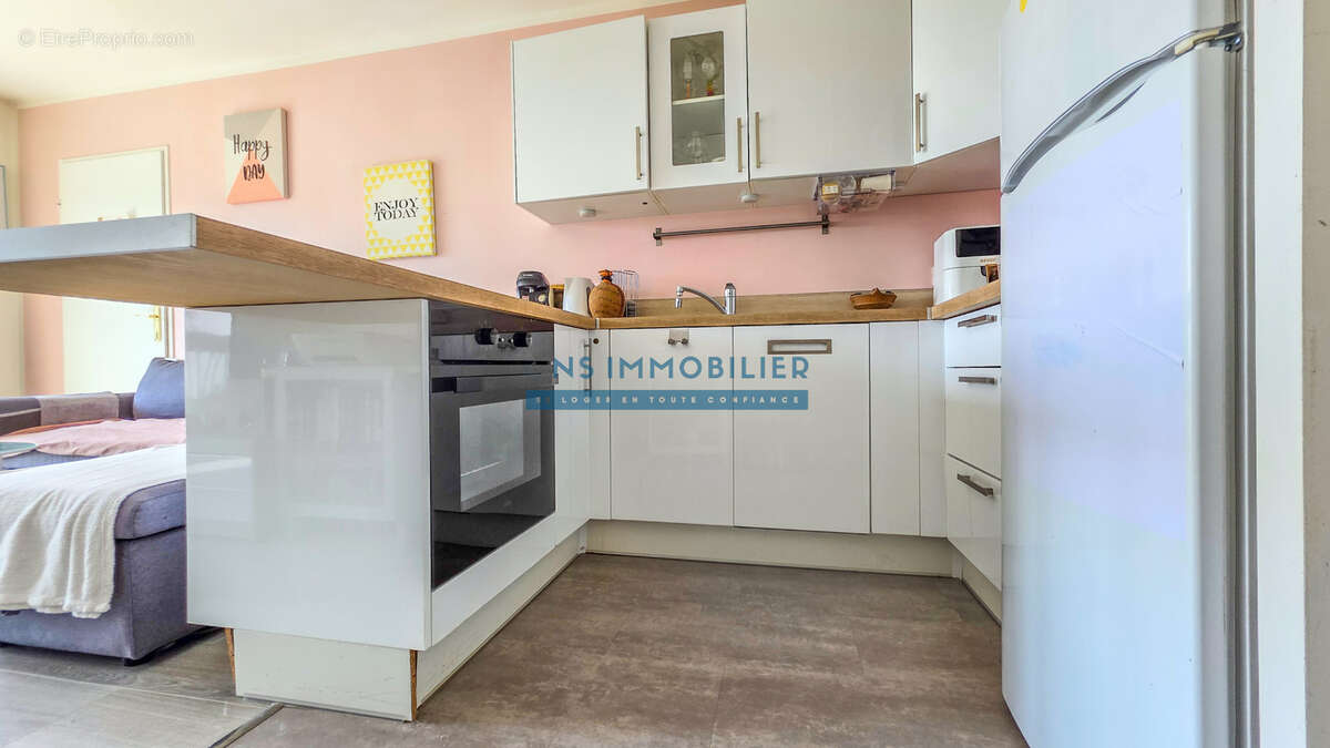 Appartement F2 41m2 + Balcon + Parking - photo 8
