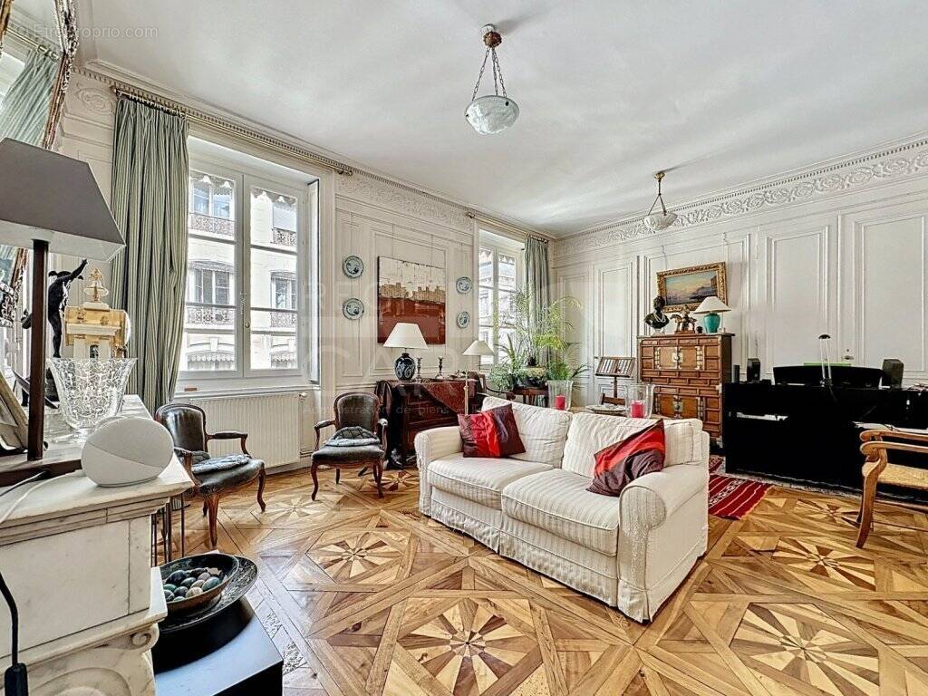 Appartement à LYON-1E