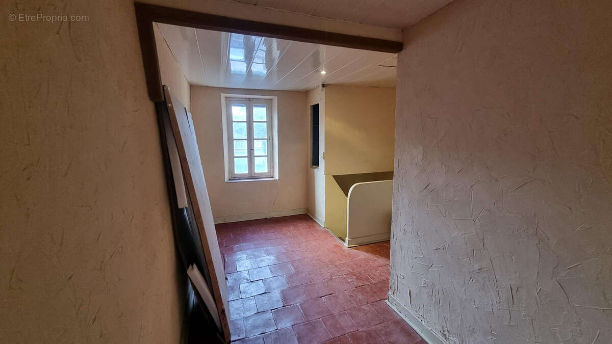 Maison à LUC-SUR-ORBIEU