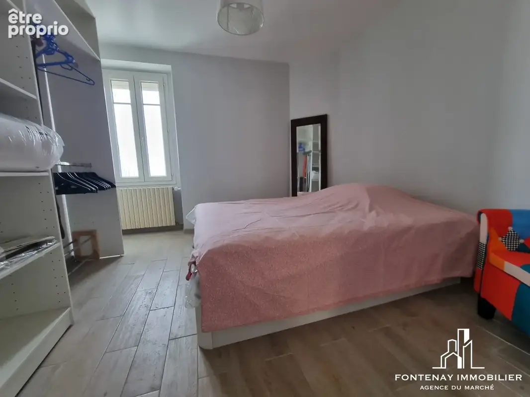 Maison 89 m² à Fontenay-Le-Comte  - photo 6
