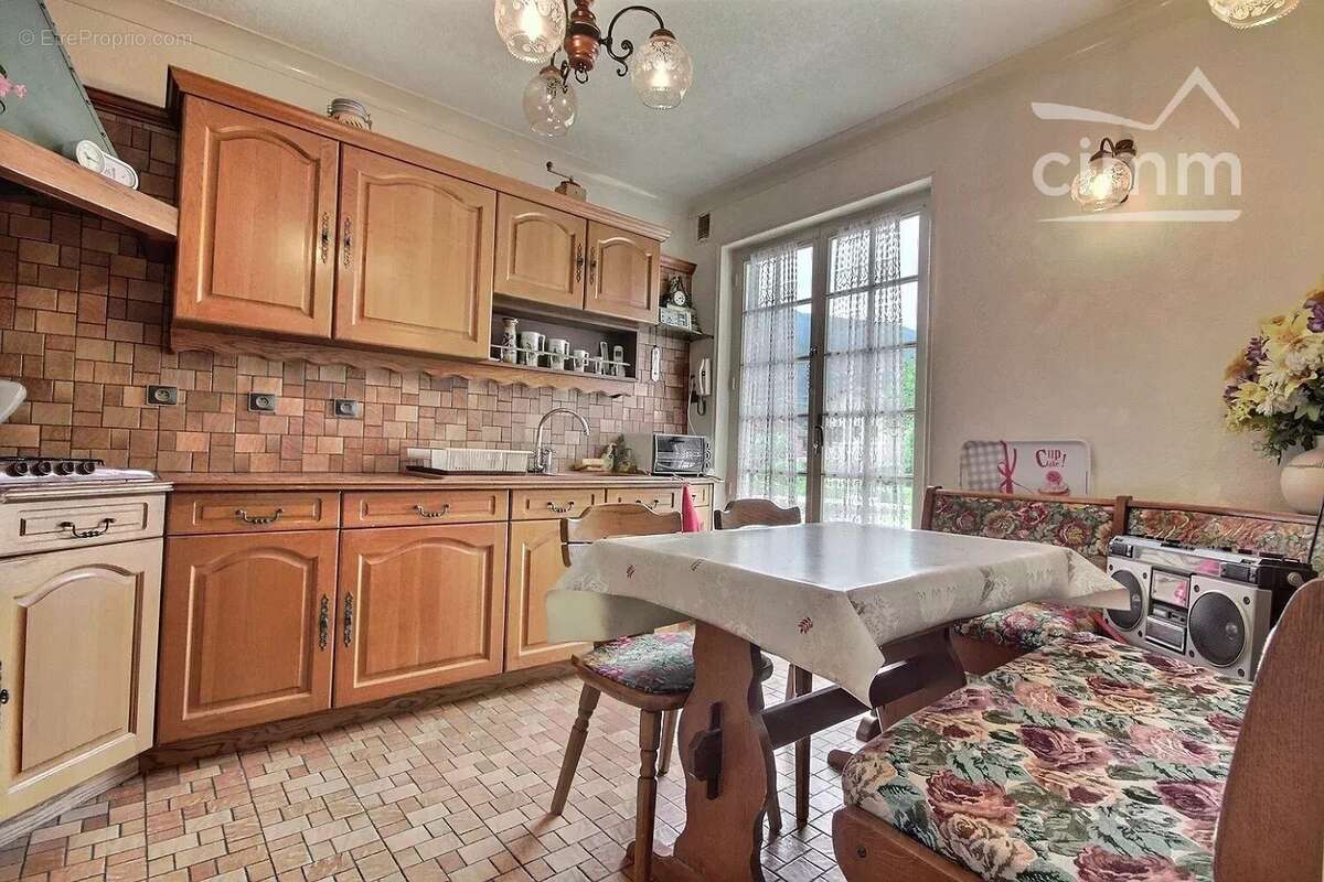 Maison à VAULNAVEYS-LE-HAUT