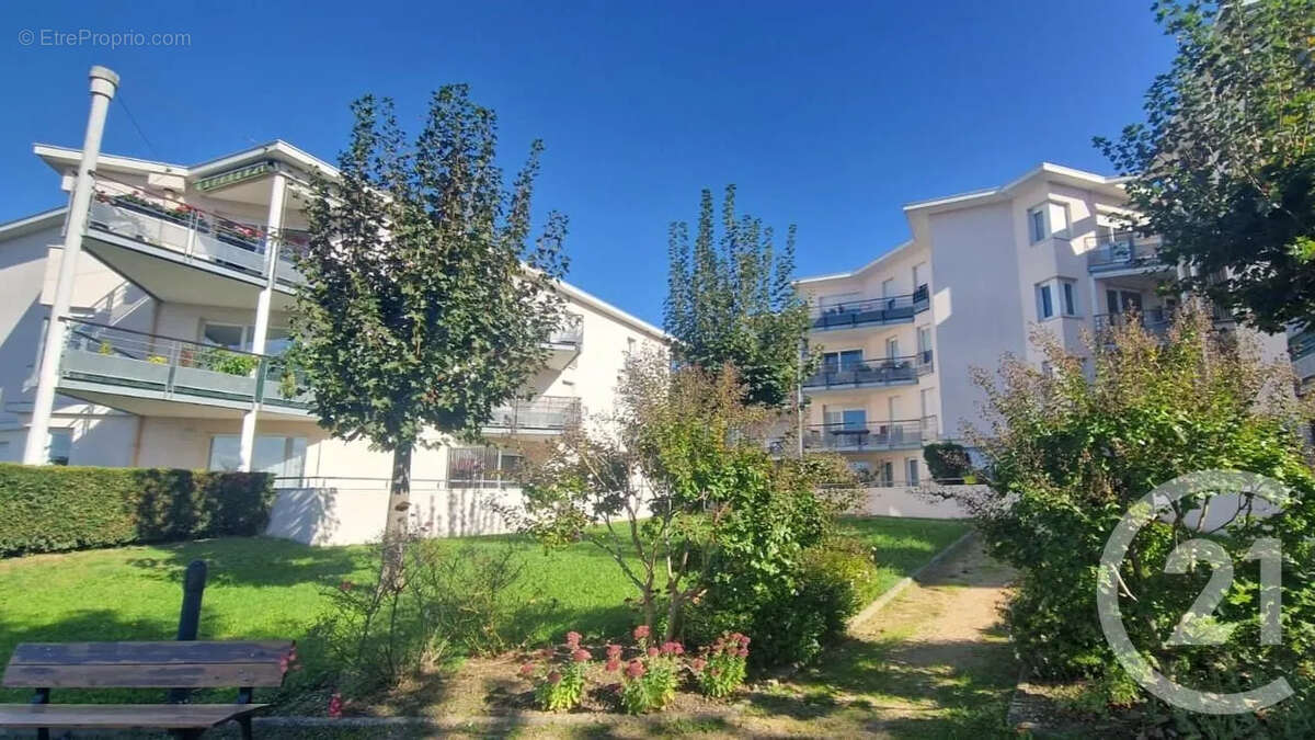 Appartement à JASSANS-RIOTTIER