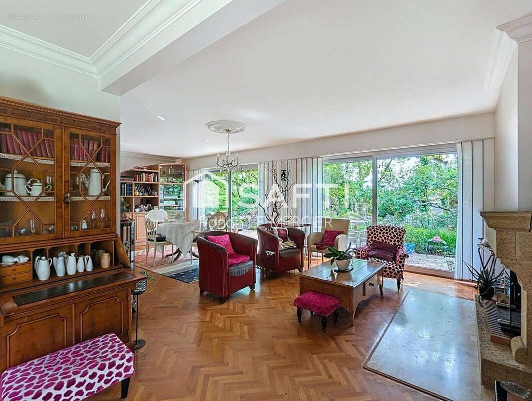 Photo 4 - Maison à SAINT-AVE