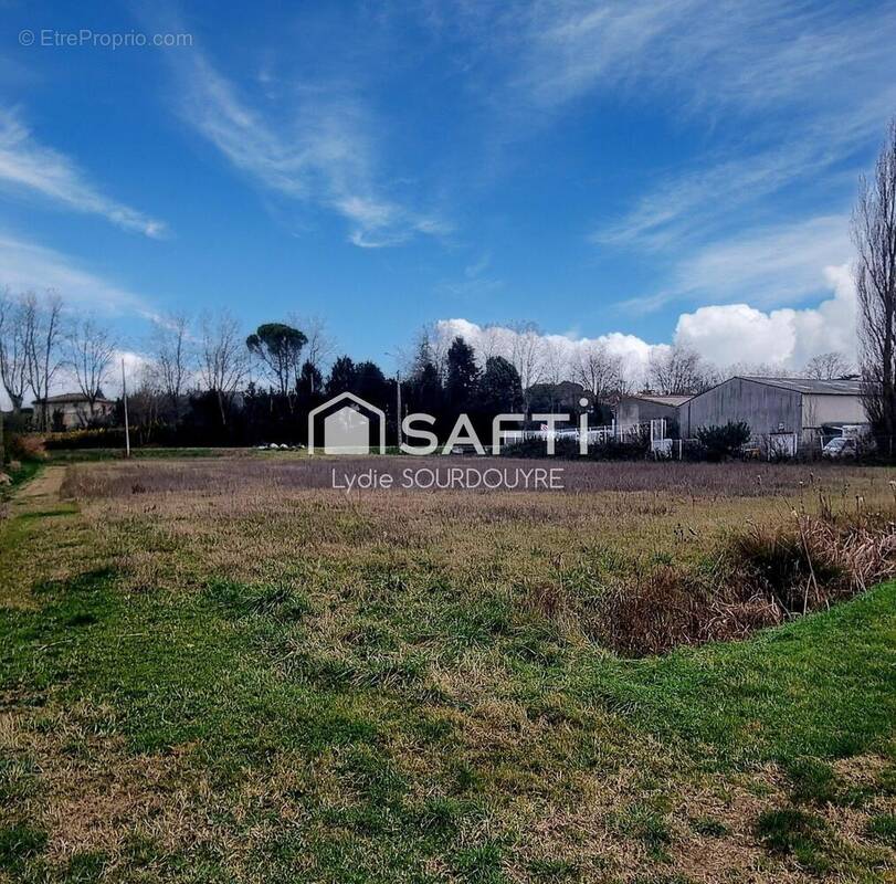 Photo 1 - Terrain à AVIGNONET-LAURAGAIS