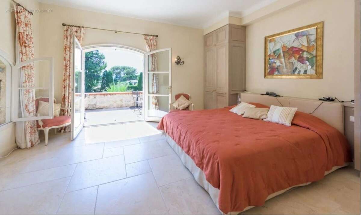 Maison à ANTIBES