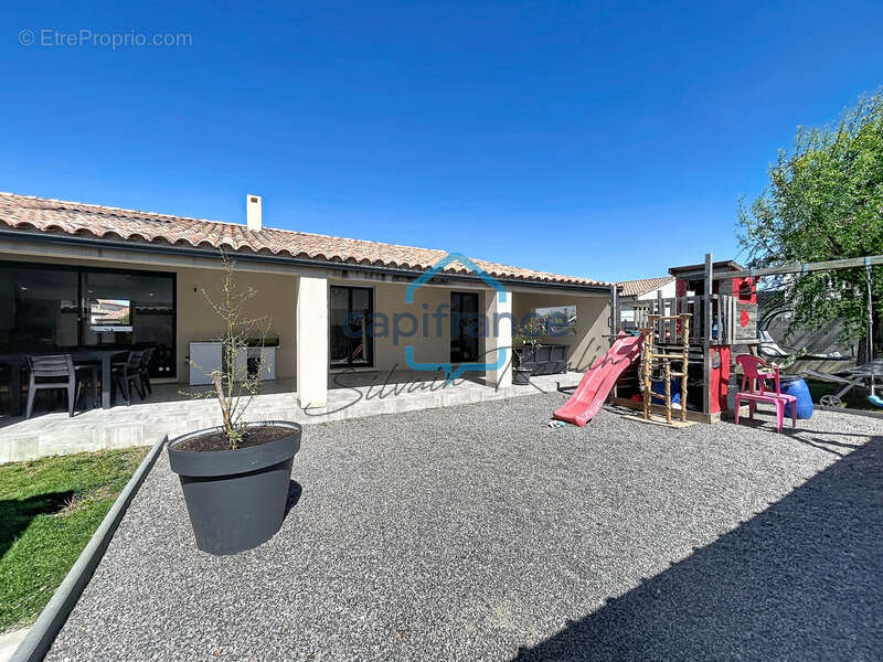 Maison à PIERRELATTE