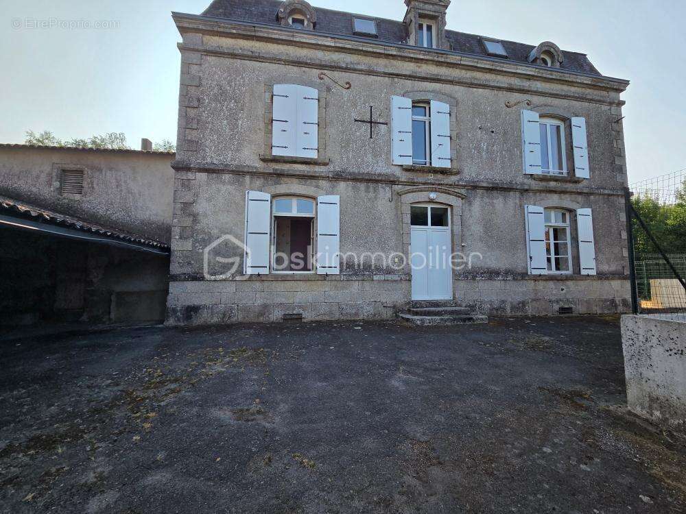 Maison 10 pièces 220m2 - photo 7