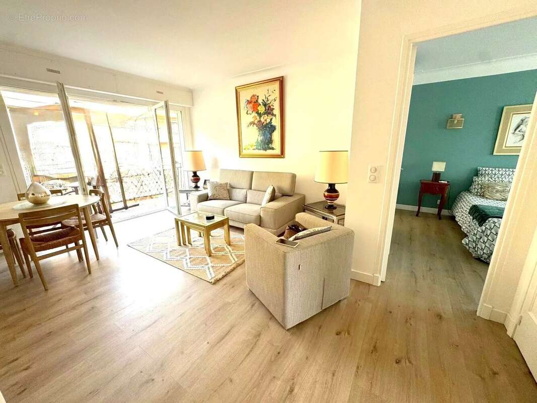 Cannes centre et plages vente appartement - photo 2