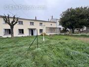 Maison à SAINT-HILAIRE-LA-PALUD