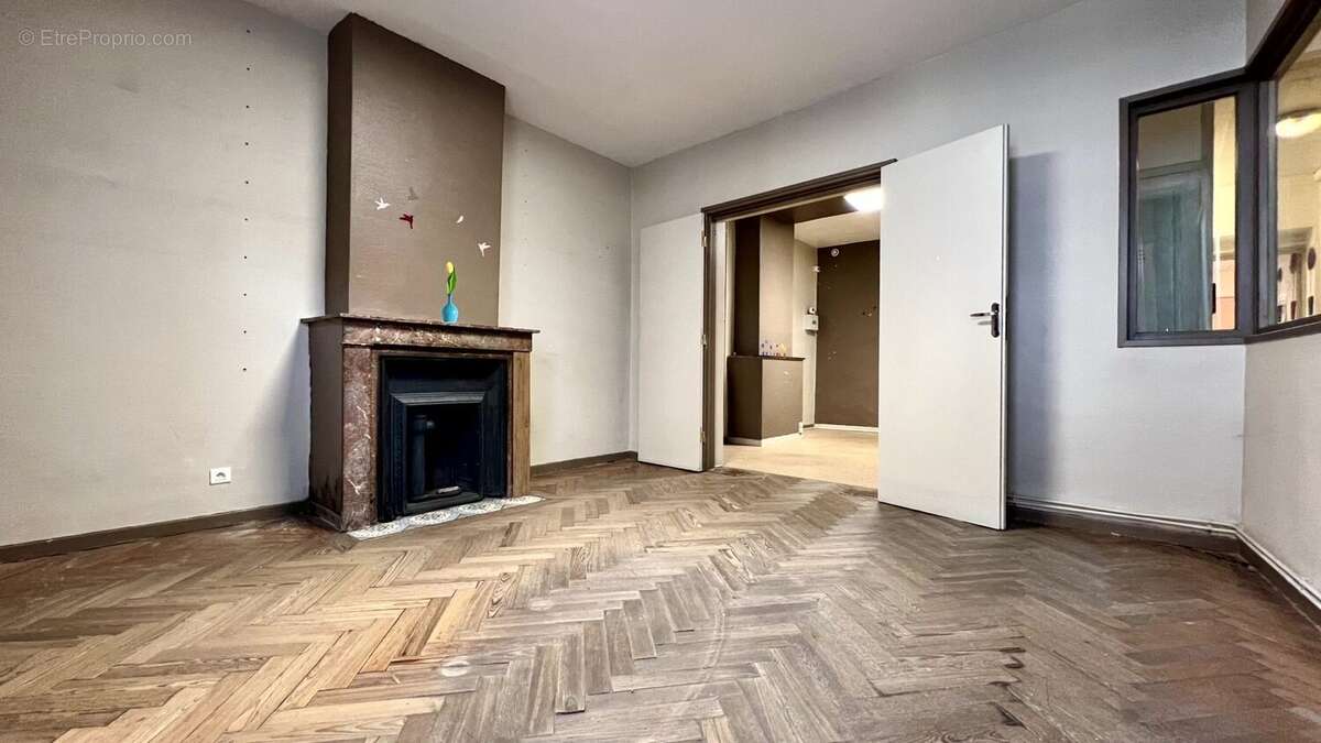 Commerce à CAPPELLE-EN-PEVELE