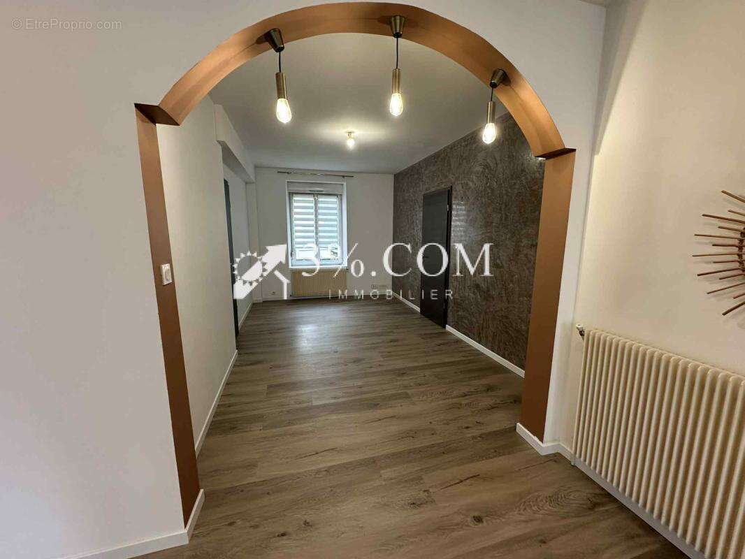 Appartement à JARVILLE-LA-MALGRANGE