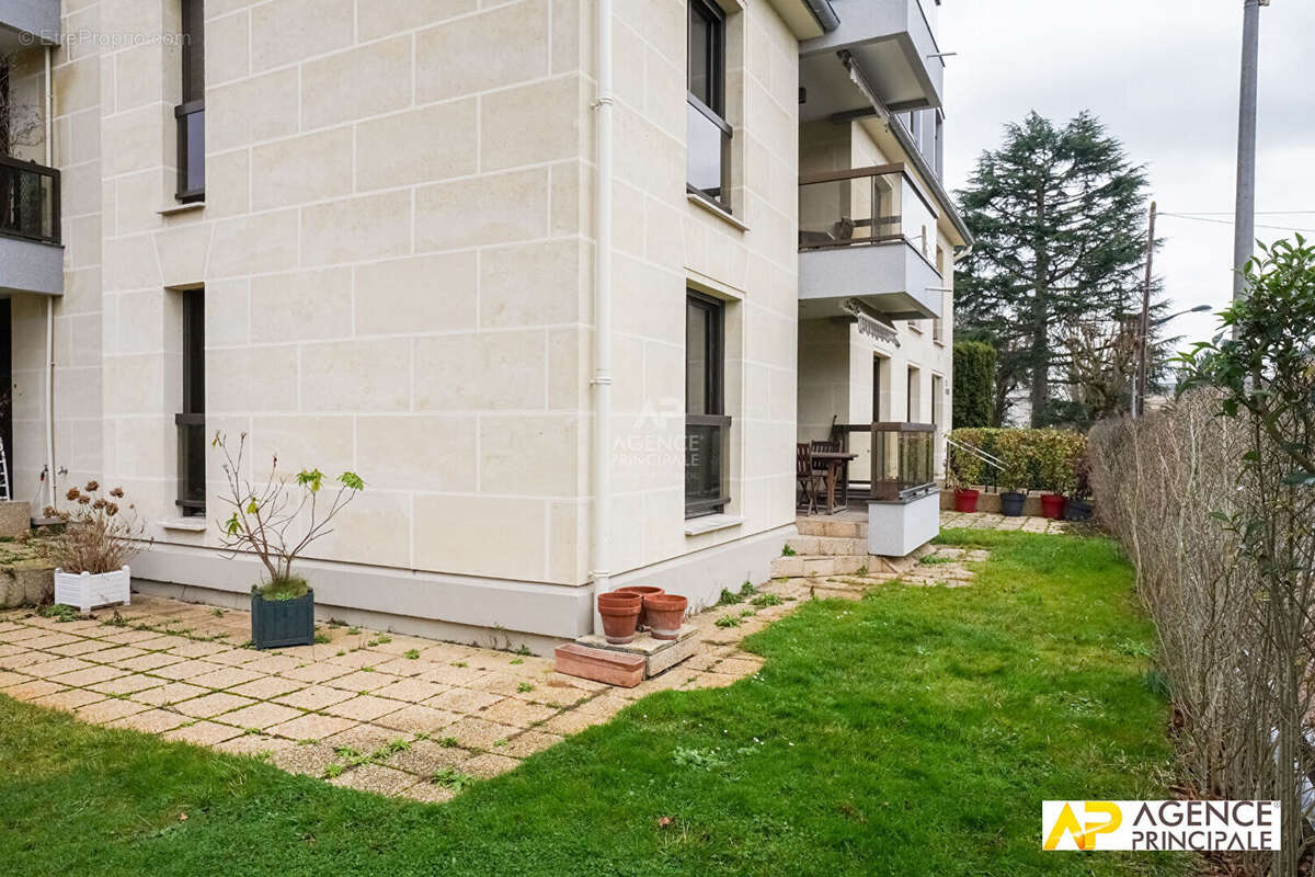 Appartement - Rez de jardin - Petit parc - Terrasse - photo 10