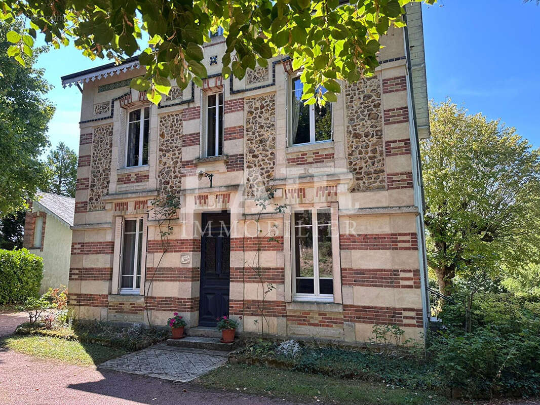 Maison à LA FERTE-BERNARD