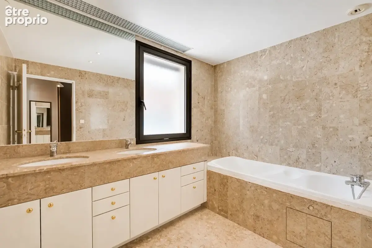 Appartement de standing T5 de 127,72 m2 avec une terrasse de 33 m2, Toulouse Compans Caffarelli (31000) - photo 7