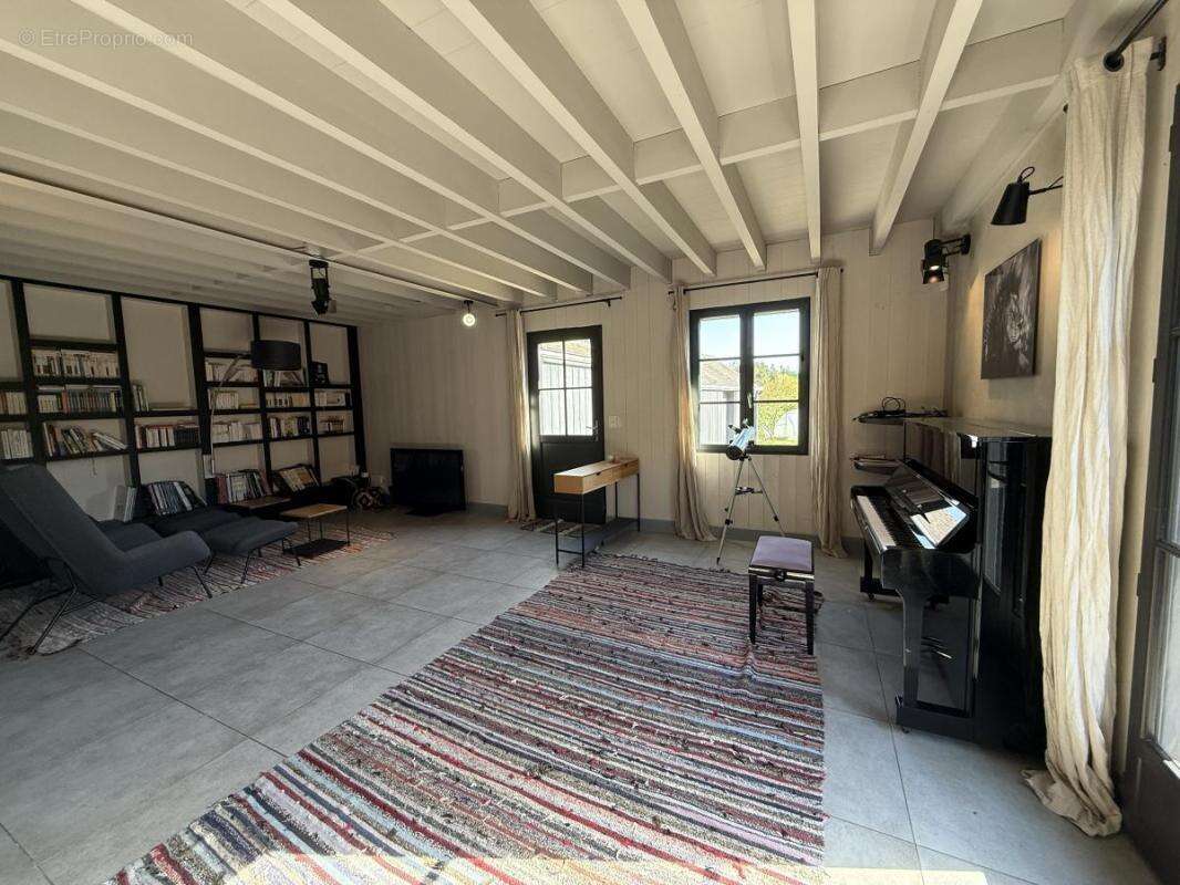 Maison à SAINT-SULIAC