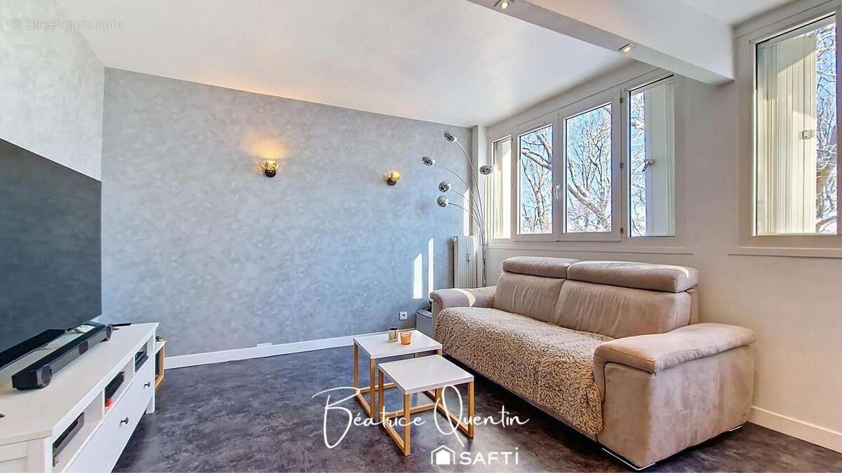 Photo 3 - Appartement à SAINT-GERMAIN-LES-ARPAJON
