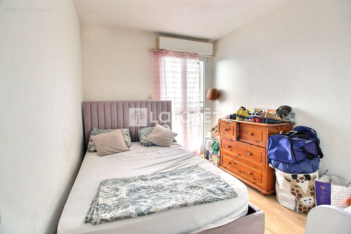 Appartement à GENNEVILLIERS