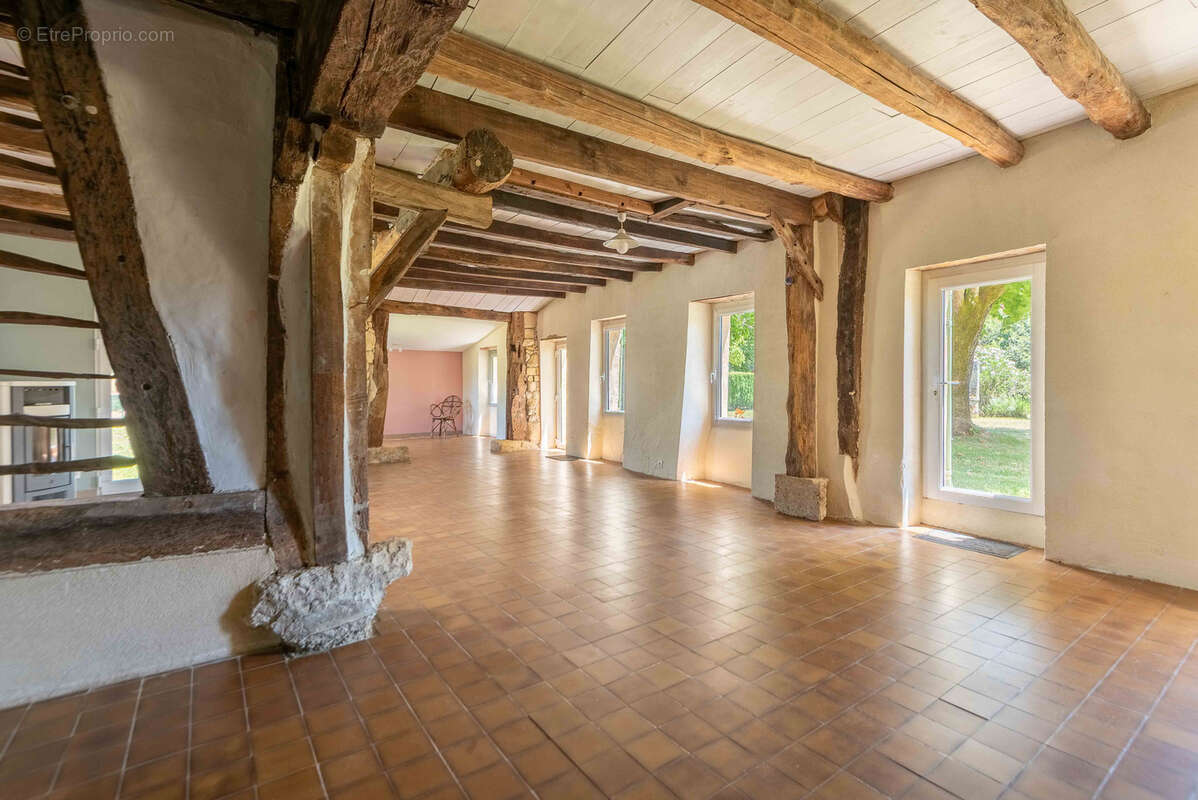 Maison xvio - 270 m2 - 5 chambres - photo 12