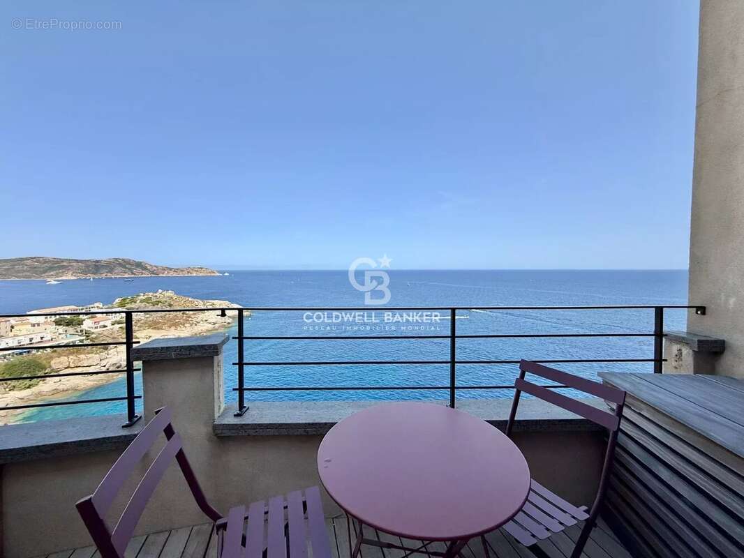 Appartement à CALVI