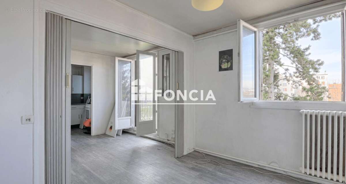 Appartement à MONTREUIL