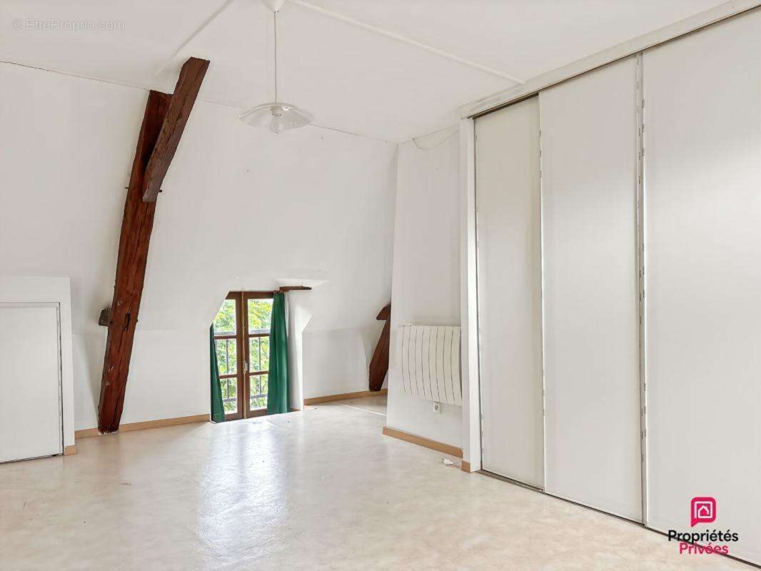 Maison à PRECIGNE
