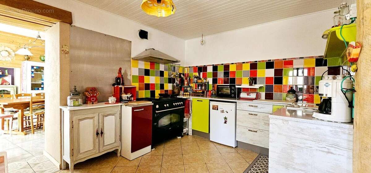 Photo 2 - Maison à SAINT-ETIENNE-SUR-USSON