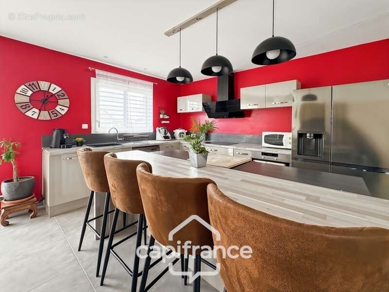 Maison à OUROUX-SUR-SAONE