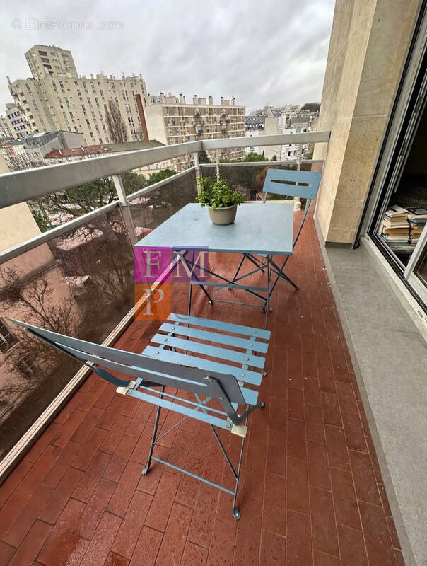 Appartement à PARIS-20E