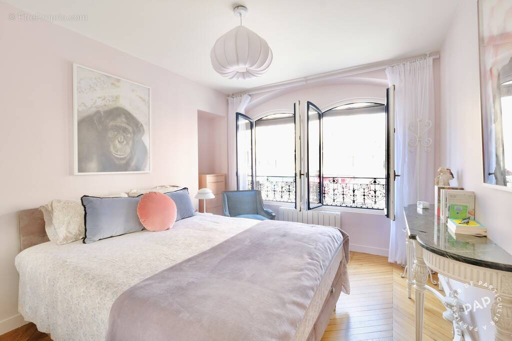 Appartement à PARIS-14E