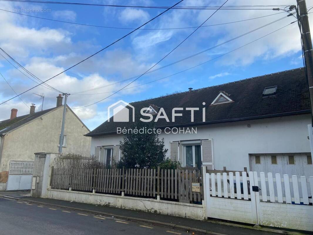 Photo 1 - Maison à SANCHEVILLE