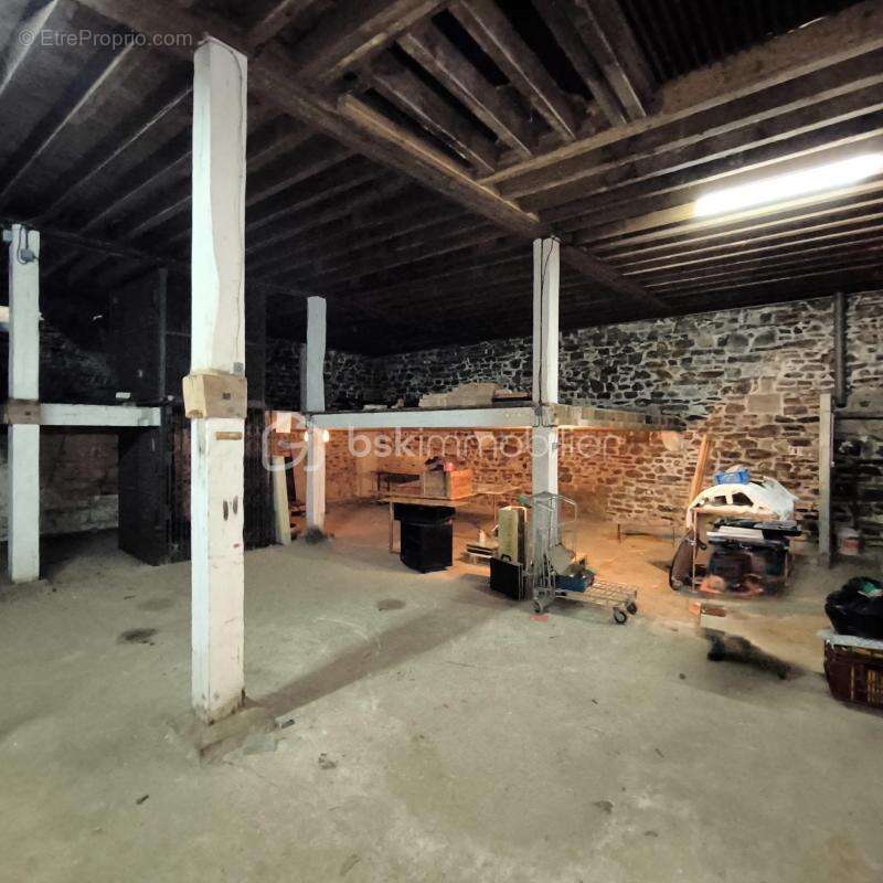 Appartement à FOUGERES